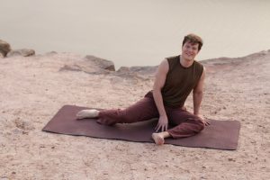 mobility yoga horsetooth